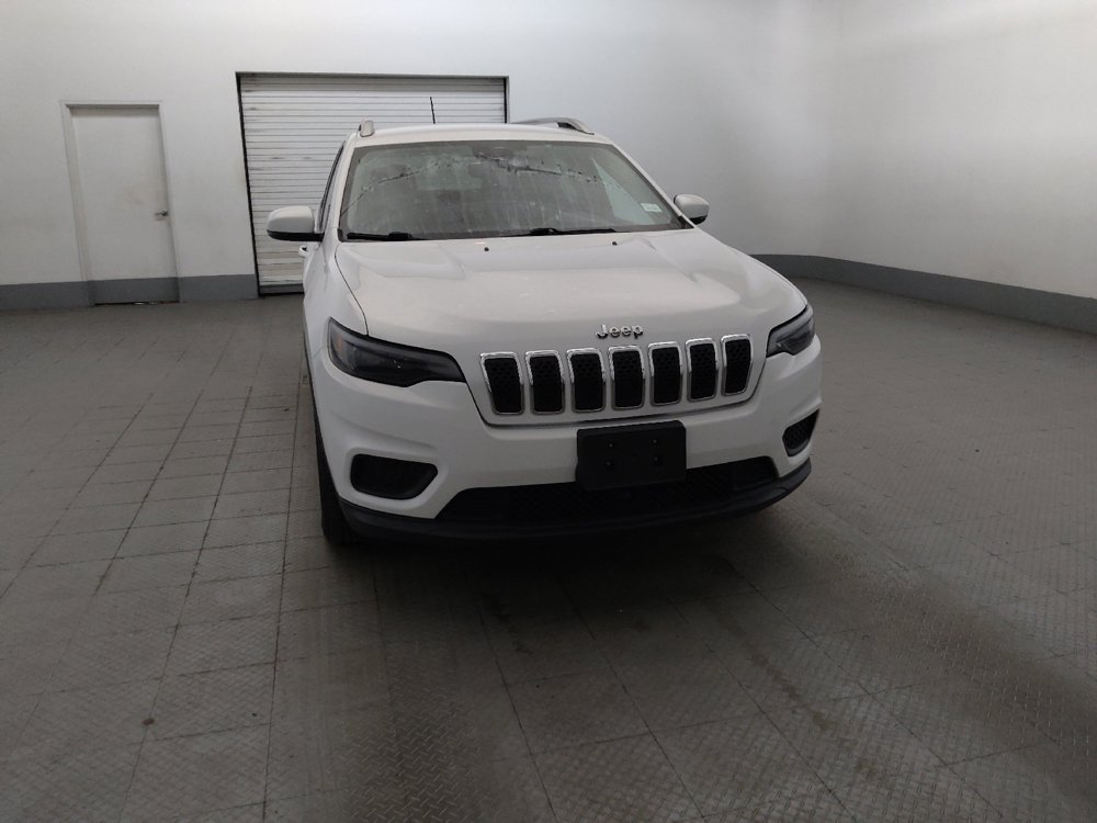 Used 2021 Jeep Cherokee Latitude FWD image 14