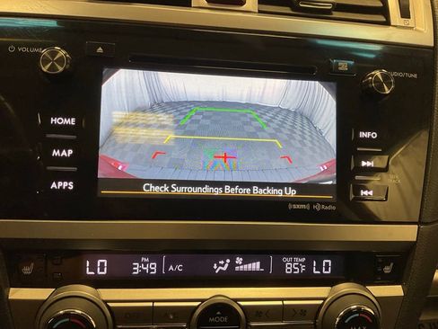 Used 2016 Subaru Outback 2.5i Limited AWD/4WD image 22