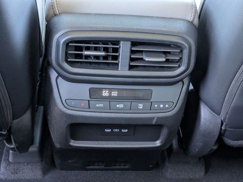 Certified 2025 Honda Pilot EX-L image 25