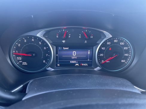 Used 2020 Chevrolet Equinox LT image 11