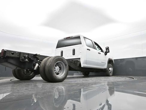 New 2025 GMC Sierra 3500 Pro w/ Convenience Package image 23