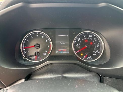 Used 2021 Toyota RAV4 LE AWD/4WD image 14