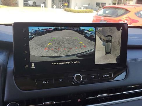 Used 2025 Mitsubishi Outlander SE image 26