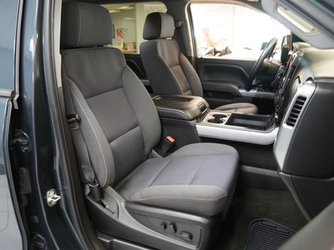 Used 2018 Chevrolet Silverado 1500 LT w/ All Star Edition AWD/4WD image 21