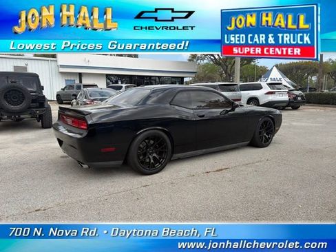 Used 2012 Dodge Challenger R/T image 10