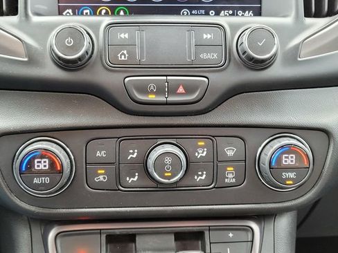 Used 2022 GMC Terrain AT4 w/ Infotainment Package II image 21