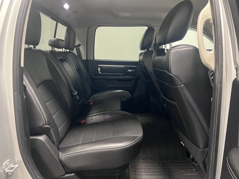 Used 2016 RAM 1500 Sport RWD image 17