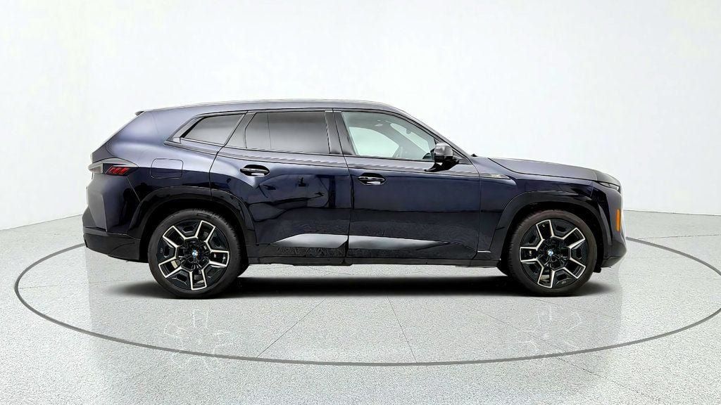 Used 2024 BMW XM AWD/4WD image 4