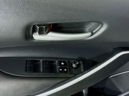 Used 2020 Toyota Corolla SE w/ Carpet Mat Package (TMS) FWD image 17