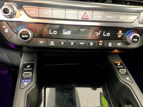 Used 2022 Kia Telluride EX w/ EX Premium Package AWD/4WD image 37