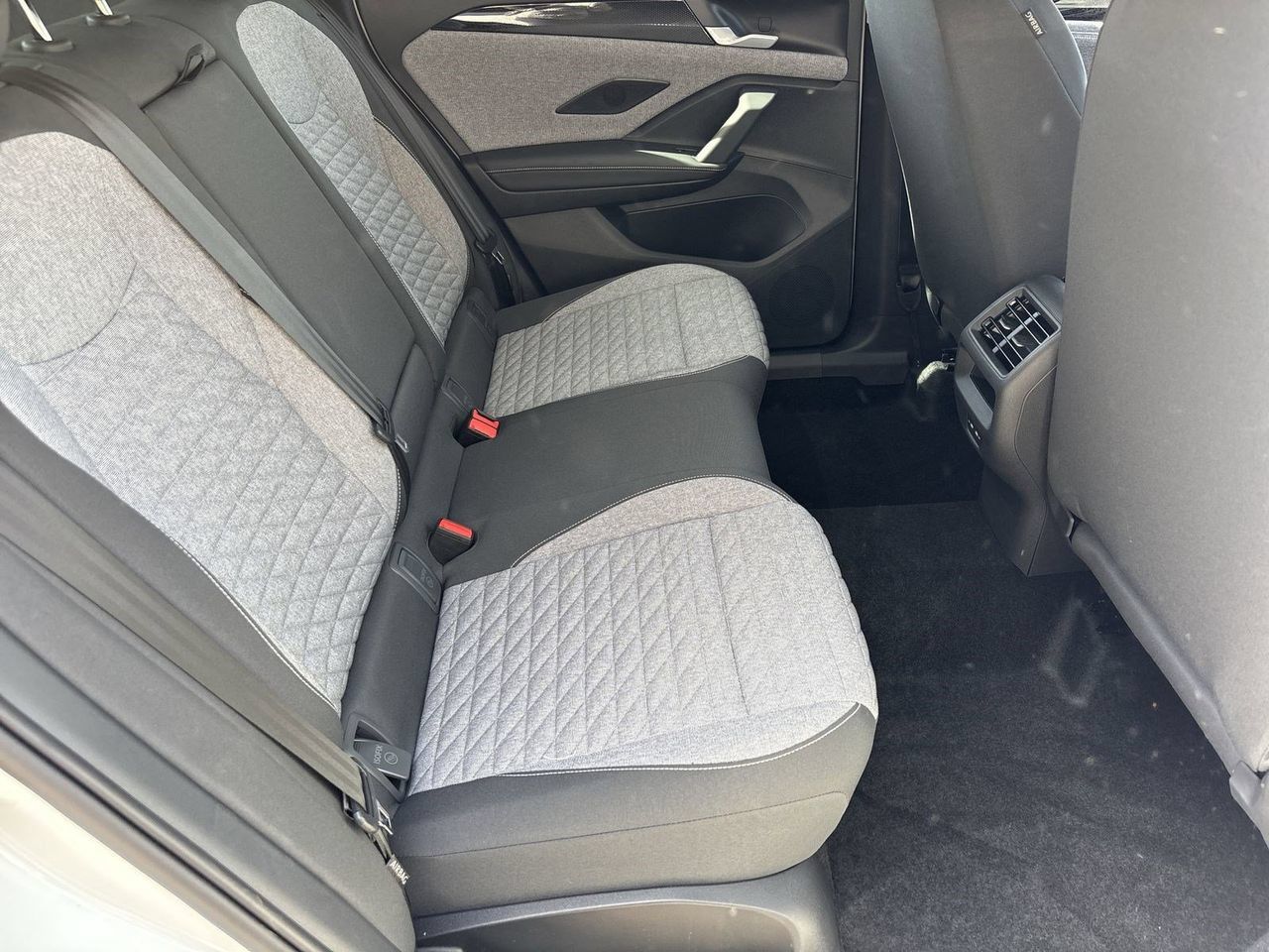 New 2026 Volkswagen Tiguan S AWD/4WD image 9