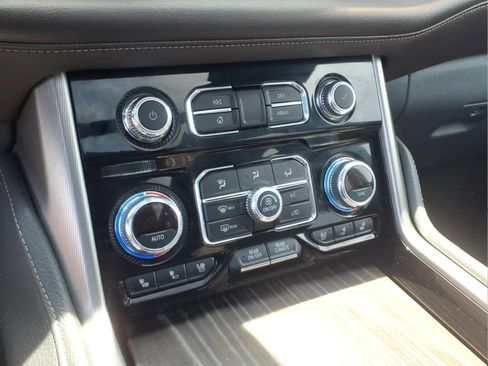 Certified 2021 GMC Yukon Denali AWD/4WD image 18