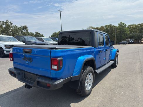 Used 2022 Jeep Gladiator Sport AWD/4WD image 5
