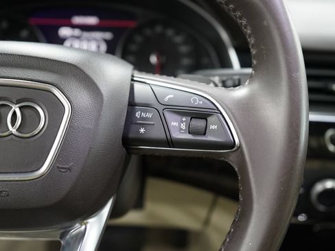 Used 2018 Audi Q7 3.0T Premium Plus AWD/4WD image 30