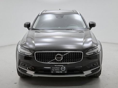 Certified 2024 Volvo V90 B6 Cross Country Ultimate image 5
