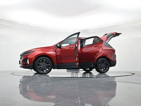 Used 2024 Chevrolet Equinox RS image 52