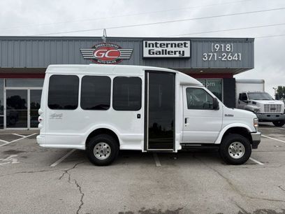 Used 2013 Ford E-350 and Econoline 350 Super Duty Wagon w/ Shuttle Bus Prep Pkg