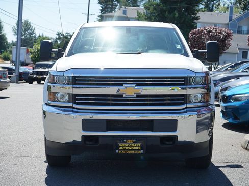 Used 2018 Chevrolet Silverado 3500 W/T AWD/4WD image 8