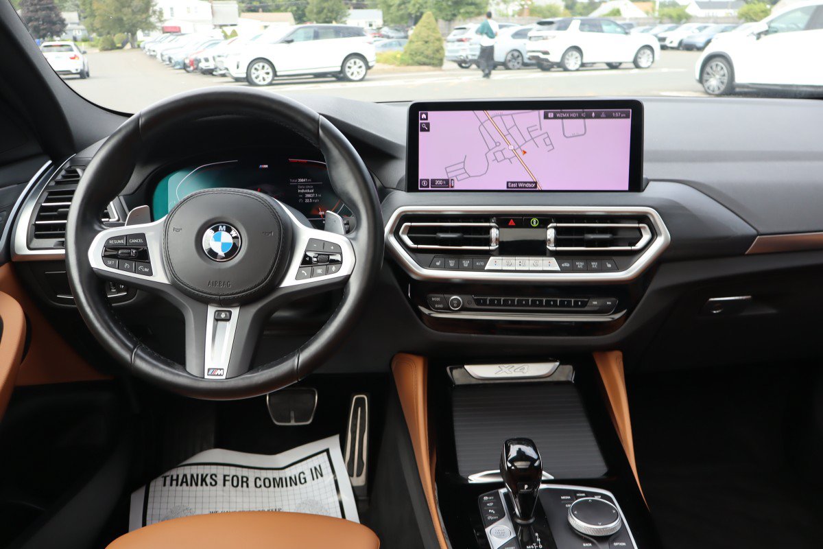 Used 2024 BMW X4 xDrive30i w/ Premium Package AWD/4WD image 19