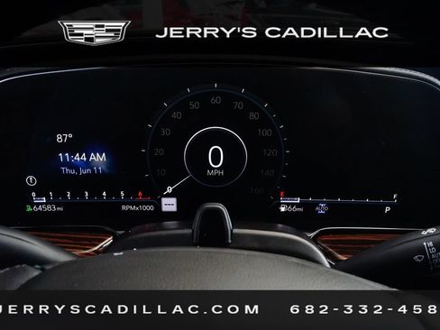 Used 2023 Cadillac Escalade Premium Luxury AWD/4WD image 11