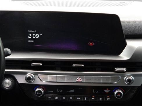 Used 2023 Kia Telluride S image 11