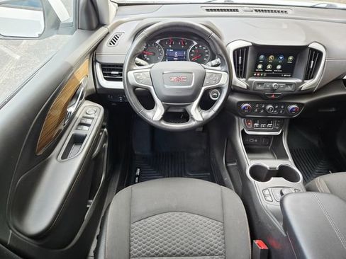 Used 2019 GMC Terrain SLE w/ Driver Convenience Package image 10