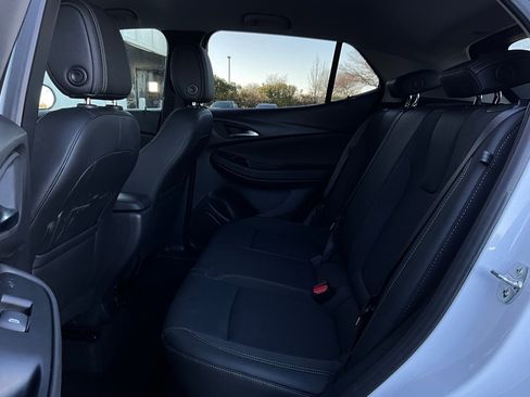 Used 2025 Buick Encore GX Preferred image 11