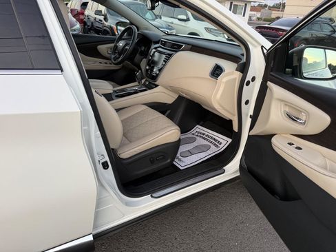 Used 2020 Nissan Murano Platinum FWD image 12