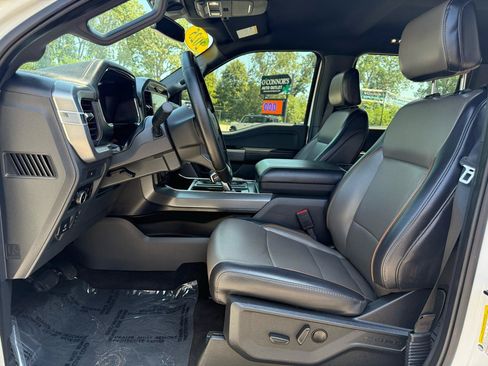 Used 2025 Ford F150 Lariat AWD/4WD image 16