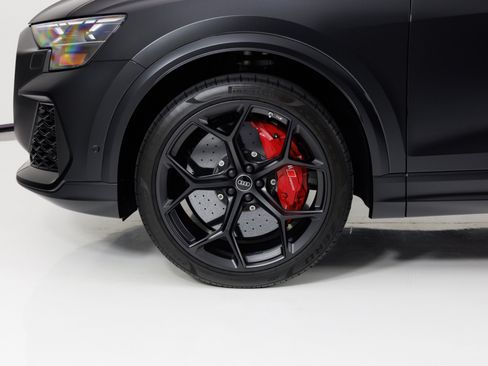 Used 2025 Audi RS Q8 performance AWD/4WD image 10