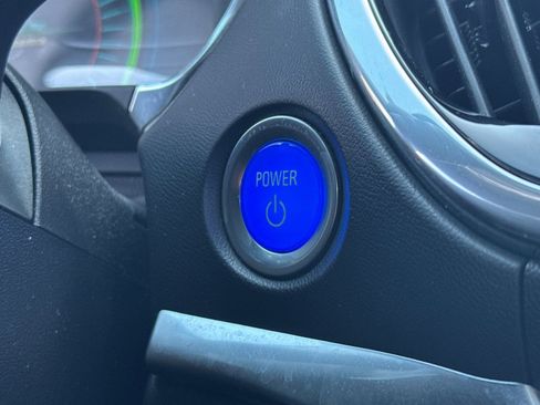 Used 2017 Chevrolet Volt Premier w/ Driver Confidence II Package image 34