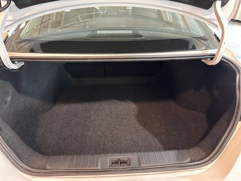 Used 2025 Nissan Sentra S FWD image 29