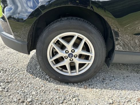 Used 2022 Ford Edge SEL image 17