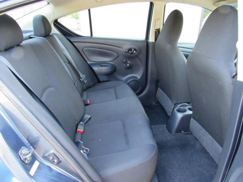 Used 2015 Nissan Versa S FWD image 7