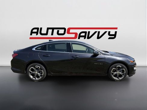 Used 2022 Chevrolet Malibu LT FWD image 4