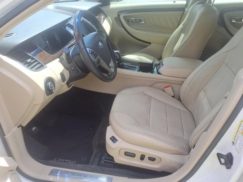 Used 2013 Ford Taurus Limited FWD image 10