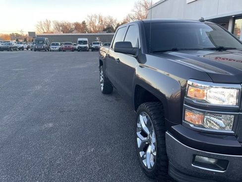 Used 2014 Chevrolet Silverado 1500 LT w/ LT Convenience Package image 2