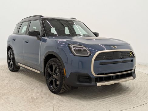New 2026 MINI Cooper Countryman SE image 7