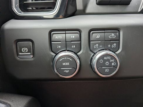 Used 2024 GMC Sierra 2500 Denali w/ Denali Reserve Package image 41