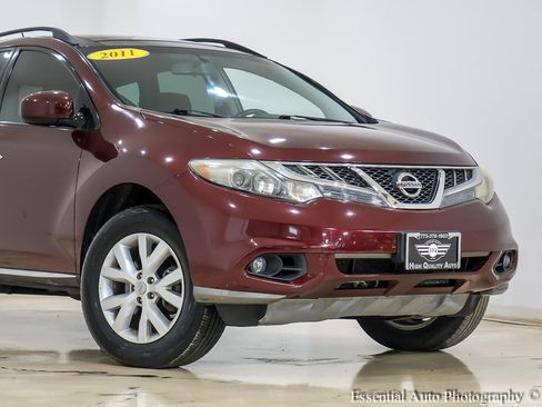 Used 2011 Nissan Murano SV AWD/4WD image 2