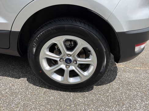 Used 2020 Ford EcoSport SE w/ SE Convenience Package FWD image 19