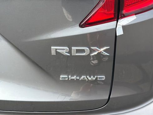 New 2026 Acura RDX SH-AWD image 9