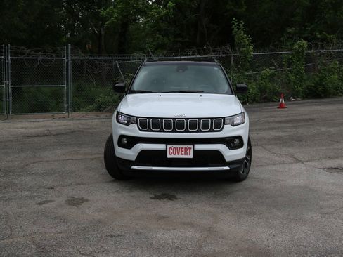 Used 2022 Jeep Compass Limited image 8