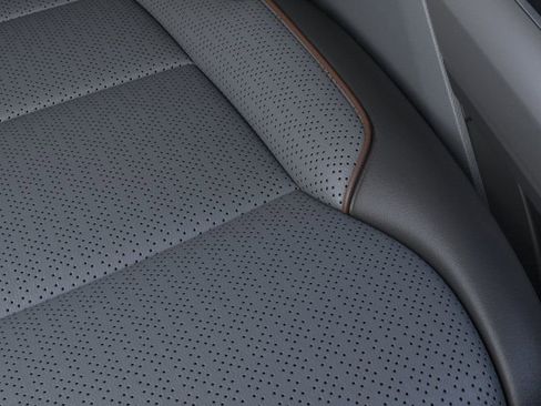 New 2025 Ford F150 Lariat w/ FX4 Off-Road Package image 16