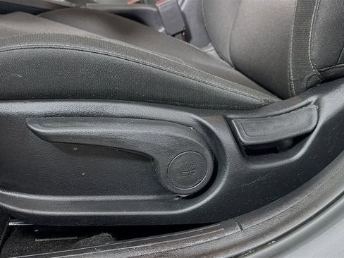 Used 2023 Kia Forte LXS w/ LXS Technology Package image 18