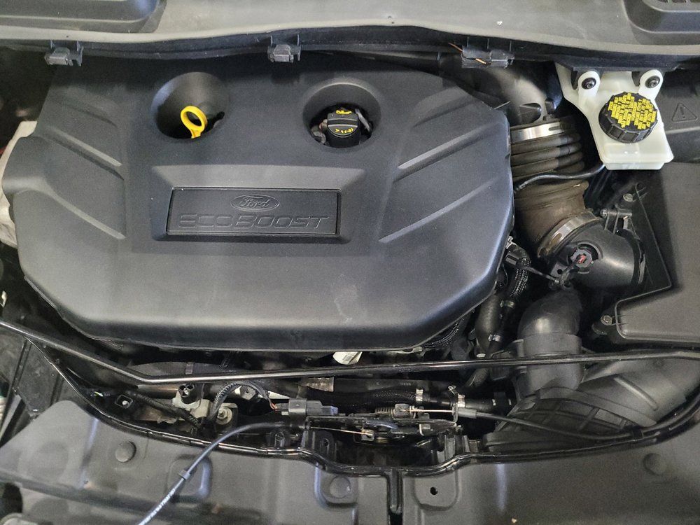 Used 2017 Ford Escape SE w/ Equipment Group 201A FWD image 30
