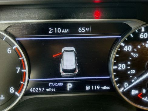 Used 2022 Nissan Rogue S image 16