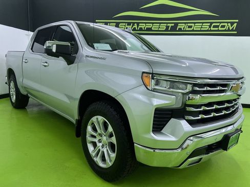 Used 2022 Chevrolet Silverado 1500 LTZ w/ LTZ Convenience Package II AWD/4WD image 2