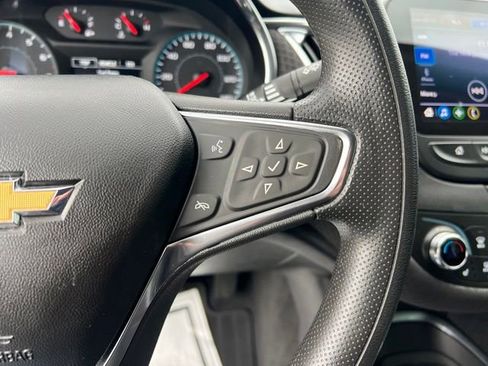 Used 2020 Chevrolet Malibu LT FWD image 15