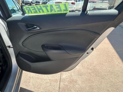 Used 2016 Chevrolet Cruze Premier FWD image 15